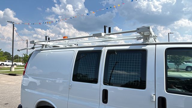 Used 2025 White Chevrolet Work Van image 43