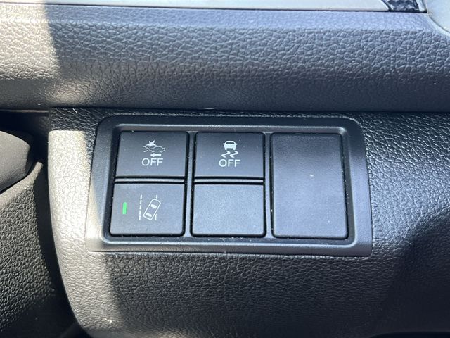 Used 2019  Honda Sport image 27