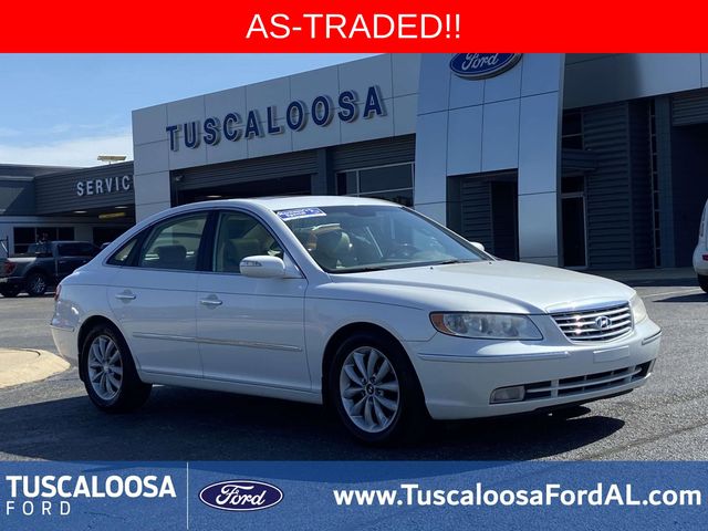 White 2008 Hyundai Azera Sedan Front-Wheel Drive 5-Speed Automatic