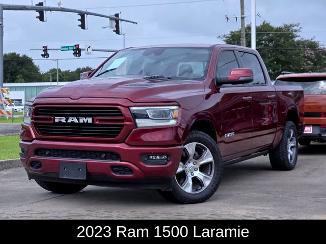 2023 RAM 1500 Rojo Camioneta Todo terreno 8 velocidades Automática