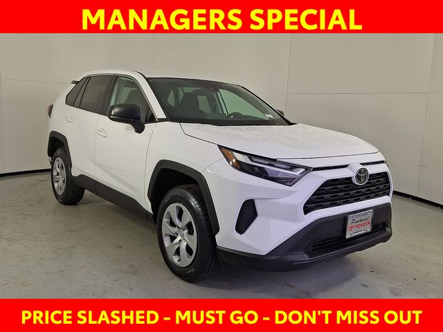 2024 Toyota RAV4 LE