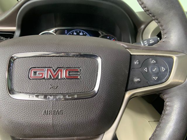 2017 GMC Acadia Denali 16