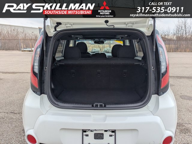 Used 2015 White Kia Exclaim image 7