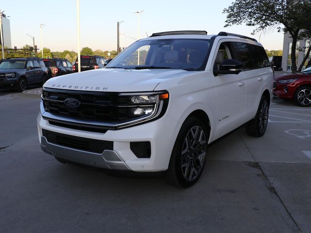 Used 2025 Ford Expedition Platinum with VIN 1FMJU1MG2SEA01013 for sale in Kansas City