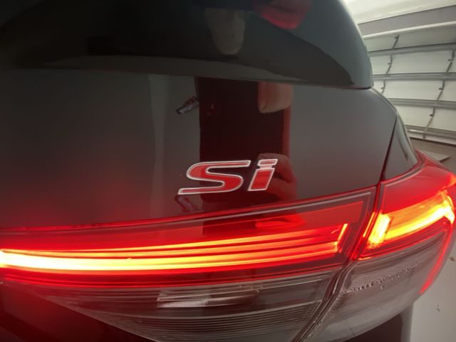 Used 2022 Black Honda Si image 26
