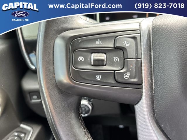 Used 2024 White GMC SLT image 24