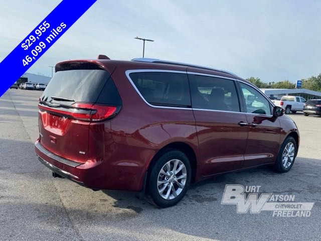 2021 Chrysler Pacifica Touring L 5