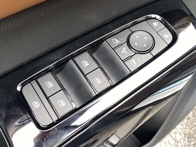 New 2026 Gray Nissan Platinum image 20