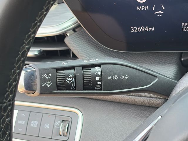 Used 2025 Buick Enclave SUV