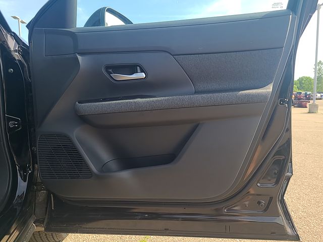 New 2026 Nissan Kicks SUV