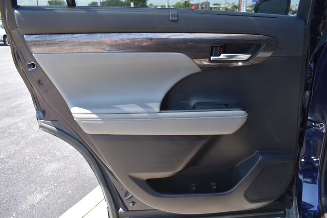 Used 2022 Toyota Highlander SUV