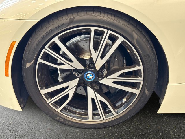Used 2015 White BMW  image 10