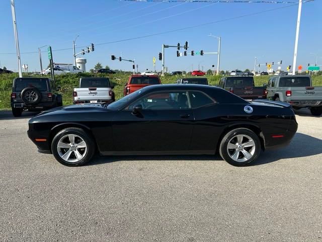 2021 Dodge Challenger SXT 4