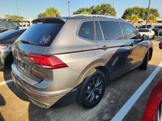2022 Volkswagen Tiguan 2.0T SE - 4