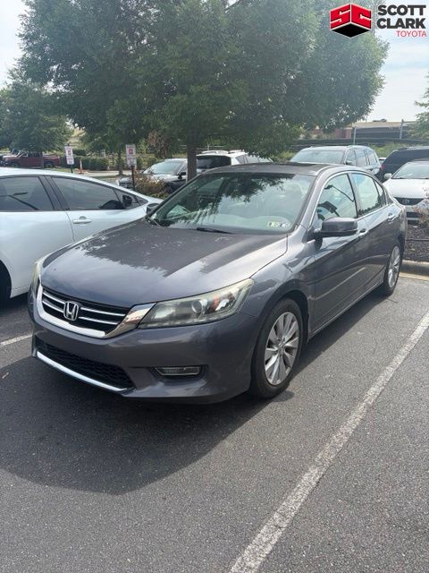 Used 2013 Honda Accord EX-L V6 with VIN 1HGCR3F86DA025701 for sale in Matthews, NC