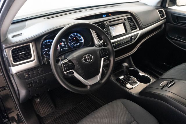 Used 2019 Toyota Highlander SUV