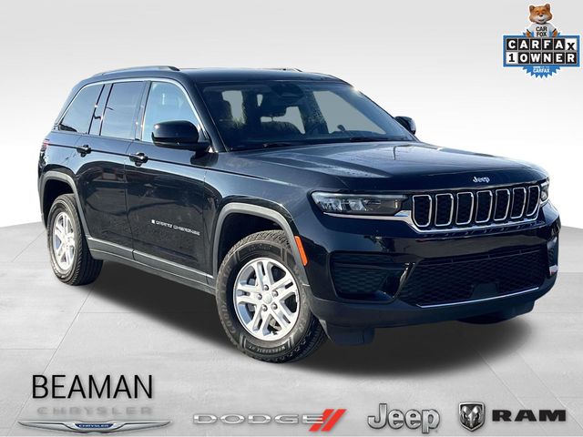 2023 Jeep Grand Cherokee Laredo 4WD