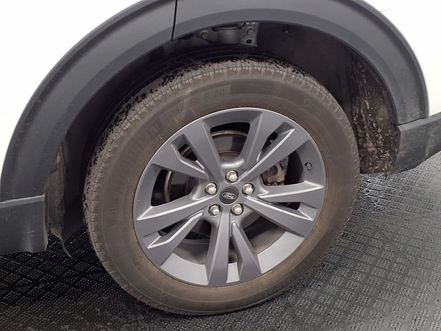 2023 Ford Explorer - Image 13