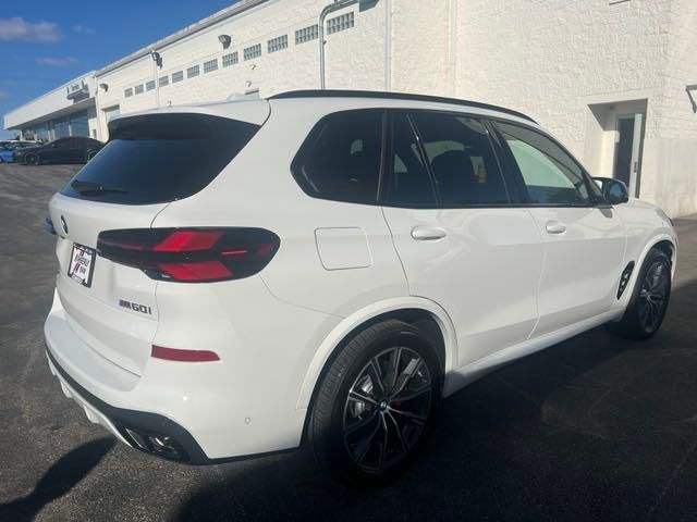 2025 BMW X5 M60i 5