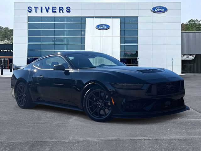 2025 Ford Mustang Dark Horse Fastback RWD