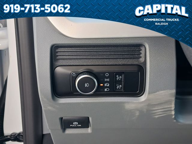 New 2026 Oxford White Ford F-450® XL image 22