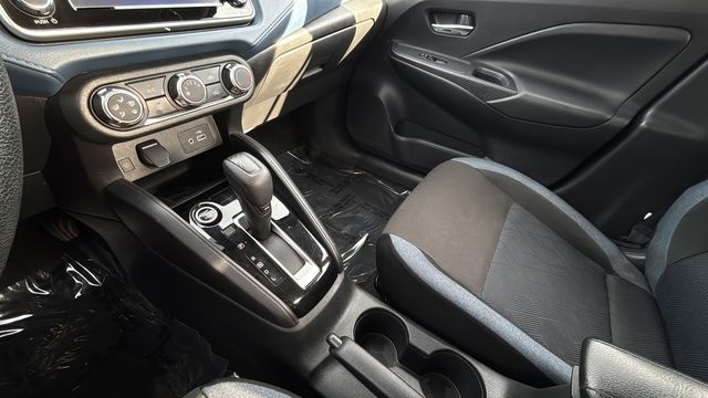 Used 2025 Black Nissan 1.6 SV image 14