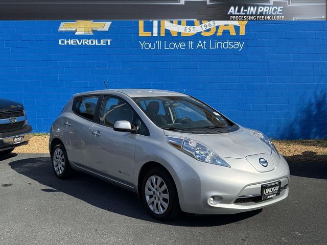 Brilliant Silver Metallic 2013 Nissan LEAF S Hatchback Front-Wheel Drive Automatic