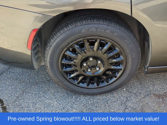 Used 2020 Gray Dodge Police image 14