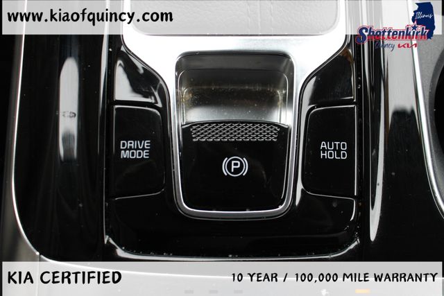 Used 2024 Kia Carnival Van
