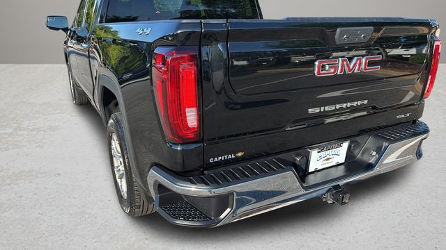 Used 2025 Black GMC SLT image 35