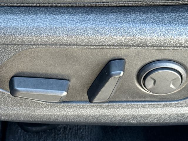 Used 2023 Blue Kia X-Pro Prestige image 23