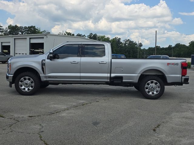 2023 Ford F-350SD Lariat:45555A