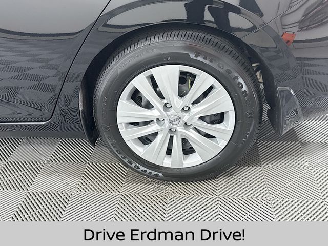 Used 2025 Nissan Sentra Sedan