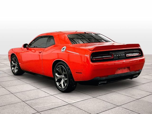 2016 Dodge Challenger SXT - 9