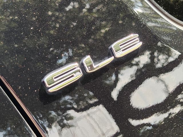 2023 GMC Acadia SLE Black at AutoSavvy Houston Northwest