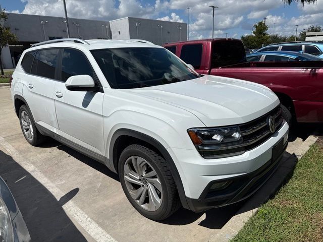 Pure White 2019 Volkswagen Atlas SUV / Crossover Front-Wheel Drive 8-Speed Automatic