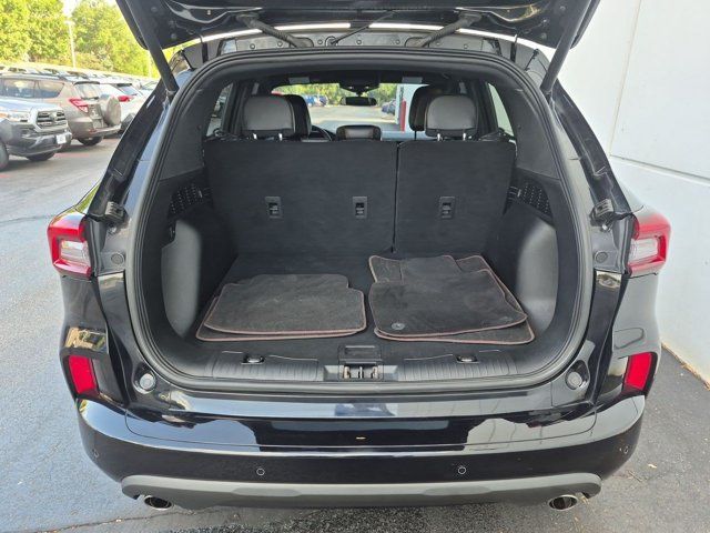 Used 2023 Ford Escape SUV