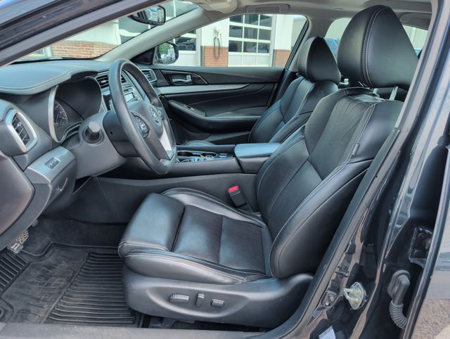 Used 2016 Nissan Maxima Sedan