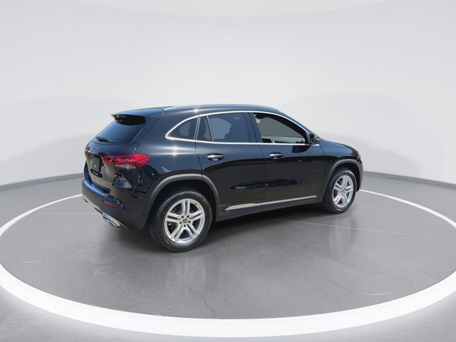 Used 2023  Mercedes-Benz GLA 250 image 8