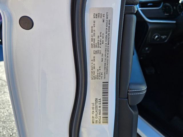 2025 Jeep Grand Cherokee L Laredo X 4x2