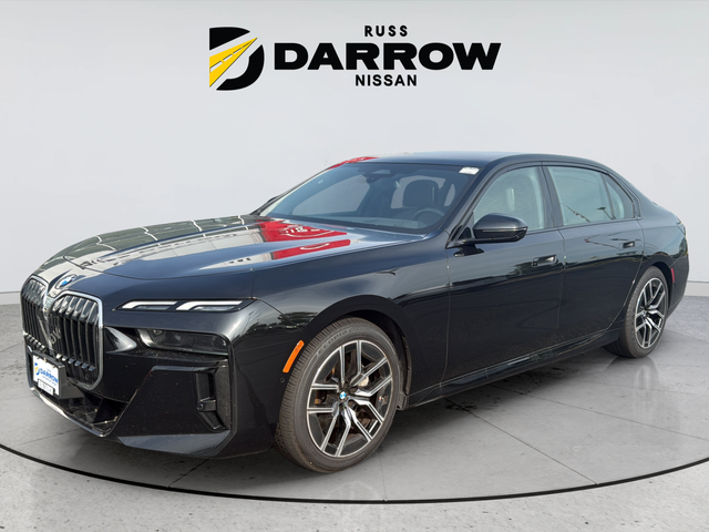2025 BMW 7 Series 740i xDrive