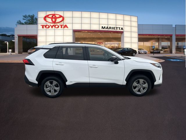 2024 Toyota RAV4 Hybrid LE 8