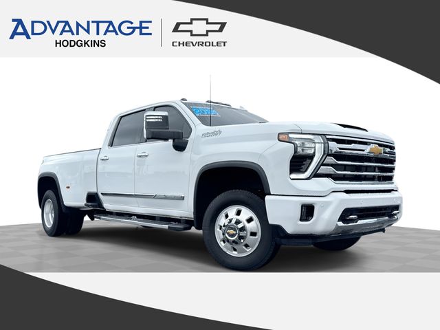 Summit White 2024 Chevrolet Silverado 3500HD Pickup Truck Four-Wheel Drive Automatic