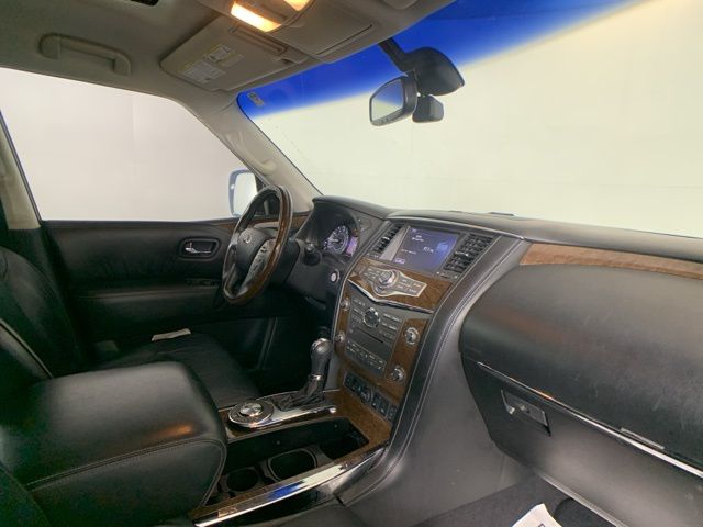 2016 INFINITI QX80 5.6L V8 36