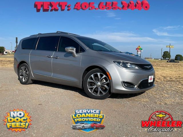 2017 Chrysler Pacifica Limited FWD    