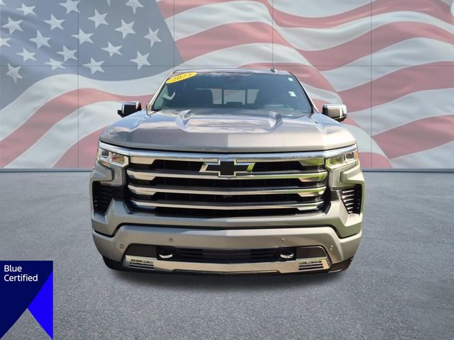 Used 2024 Gray Chevrolet High Country image 8