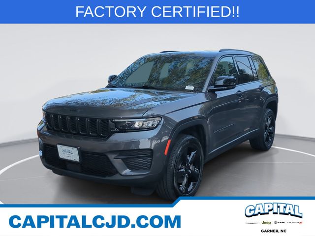 Baltic Gray Metallic Clearcoat 2025 Jeep Grand Cherokee SUV / Crossover Four-Wheel Drive 8-Speed Automatic