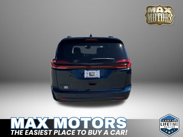 2024 Chrysler Pacifica Touring L 6