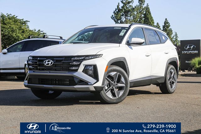 White Pearl 2026 Hyundai Tucson SEL AWD SUV / Crossover All-Wheel Drive 8-Speed Automatic