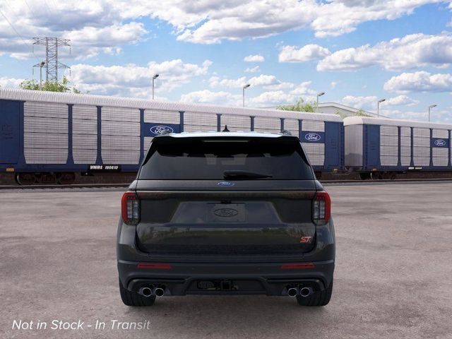 New 2026 Agate Black Metallic Ford ST image 5